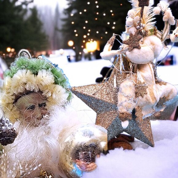 Santa Riding Star Decoration Assemblage Art Artisan Designed Felt Silver Gold - Picture 1 of 11